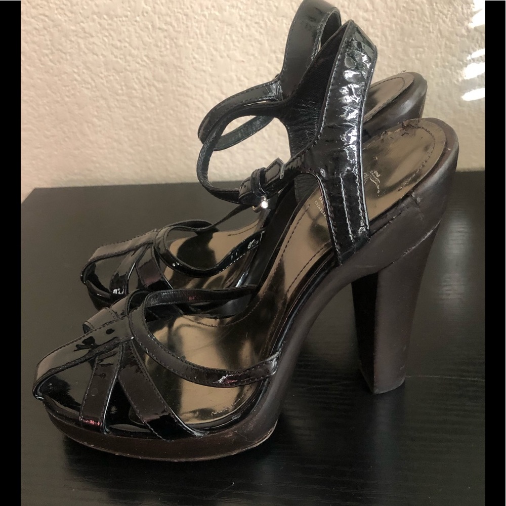 BURBERRY BLACK PATENT LEATHER STRAPPY Platform sandals - Picture 3 of 12